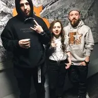 Mozee Montana и Booker