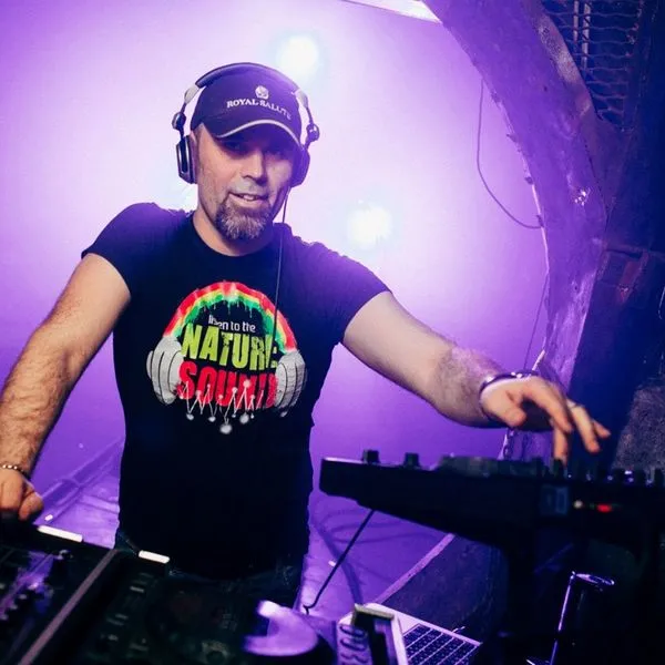 DJ ROMAN DIZEL
