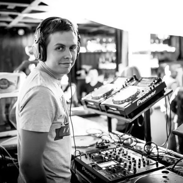 DJ TAGA