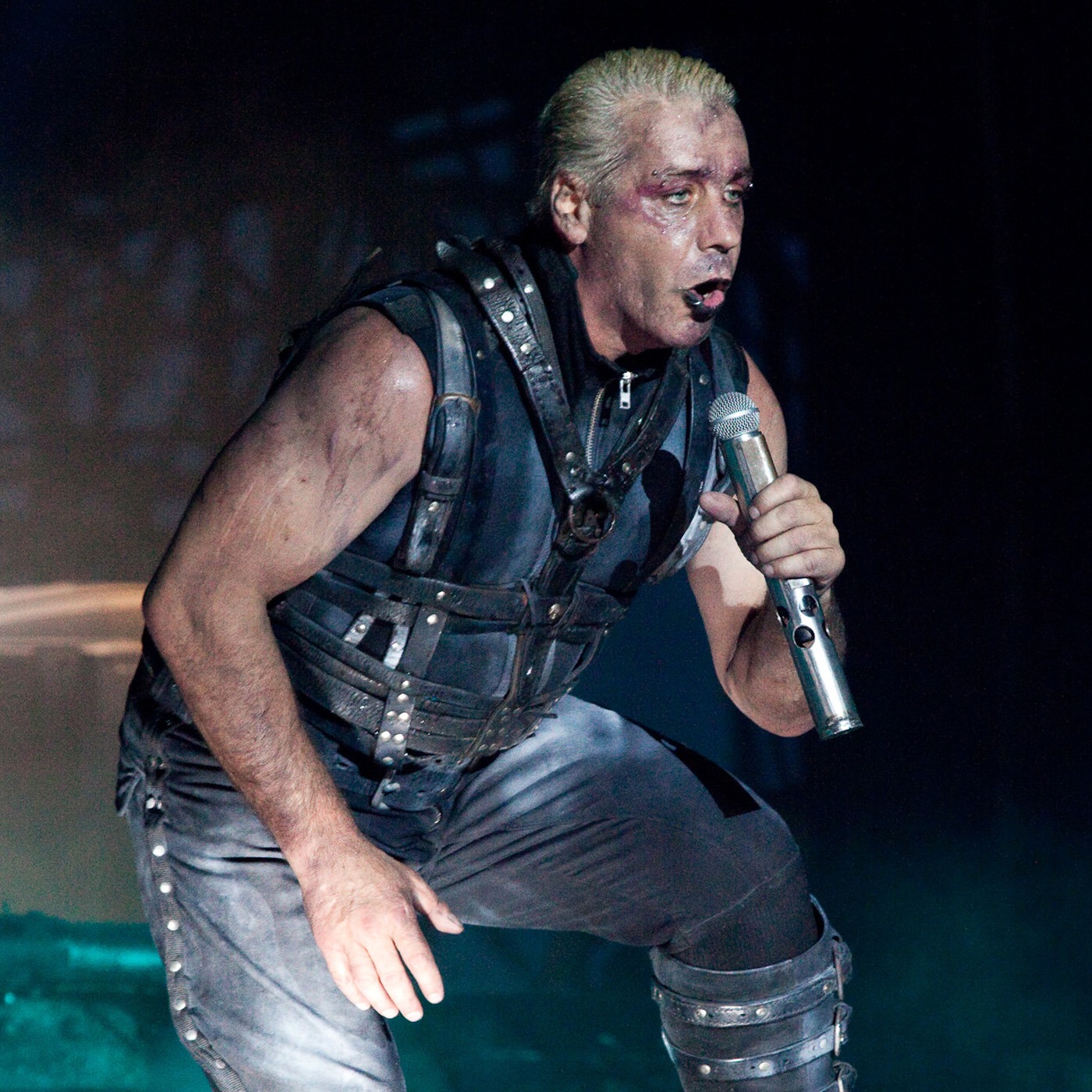 25 лет альбому Rammstein «Mutter»: пластинка подарила нам «Sonne», «Ich will», «Feuer frei!» и «Mein Herz brennt» episode artwork
