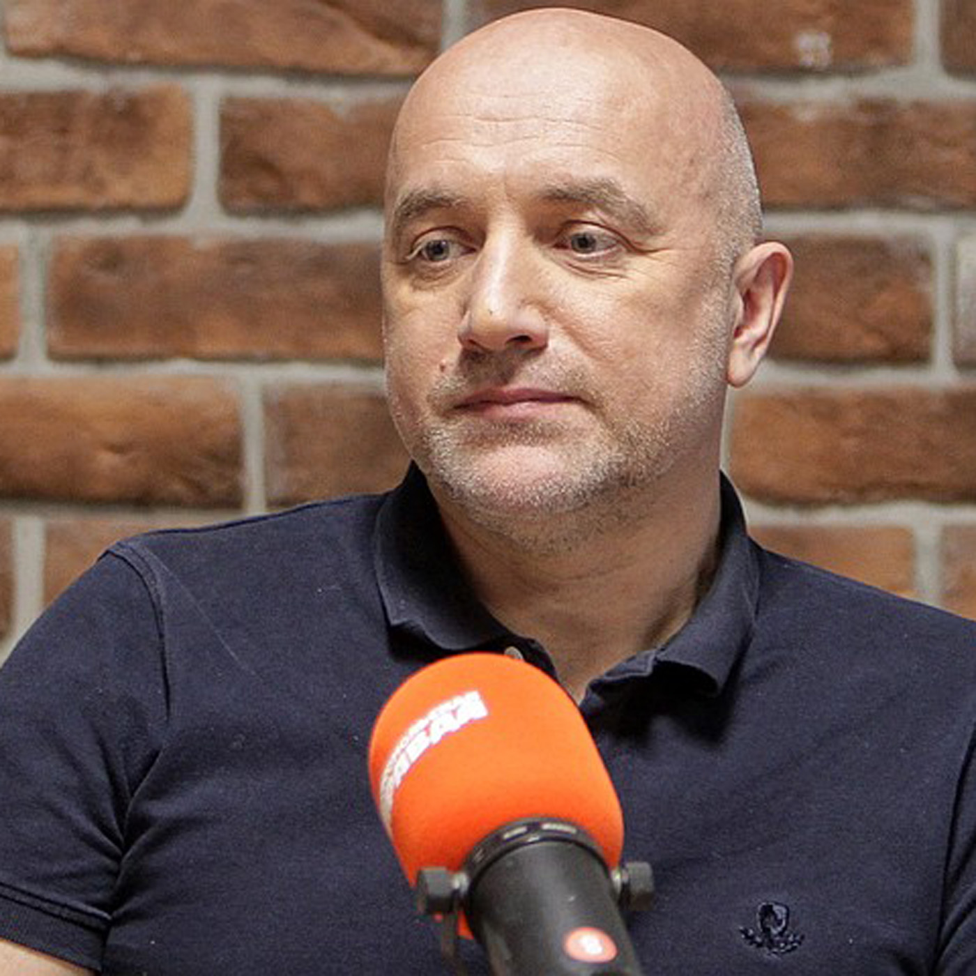 Захар Прилепин: Уголовных дел против Шевчука и Васильева заводить не нужно. Но в СМИ надо поддерживать тех, кто выступает на Донбассе