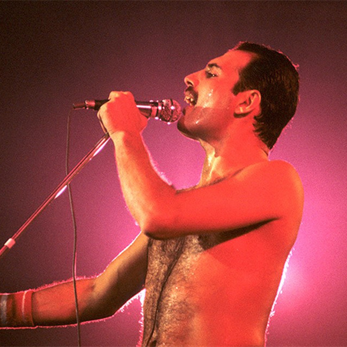 Альбому Фредди Меркьюри «Mr. Bad Guy» и главному хиту «Living On My Own» исполнилось 40 лет! episode artwork