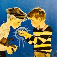 Он живой и светится