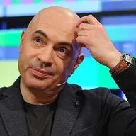 «Раньше я набрасывался на подвернувшуюся еду – и поправлялся». Михаил Грушевский рассказал, как ему удалось похудеть во время пандемии