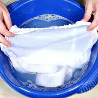 Пятна на майке исчезнут, залейте это в воду