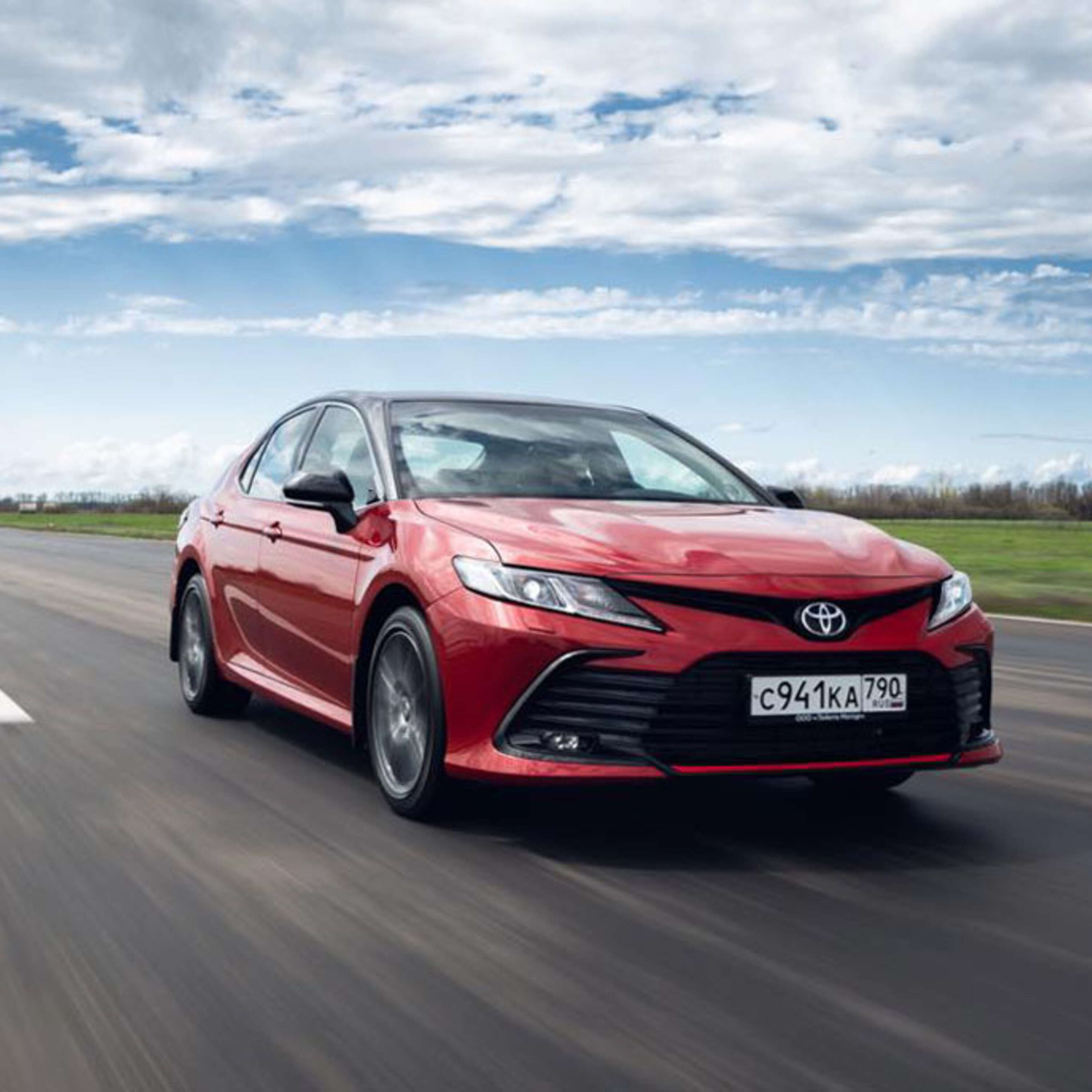 Обкатываем Toyota Camry episode artwork