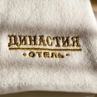 Где черпает силу древняя династия... // Отель Династия