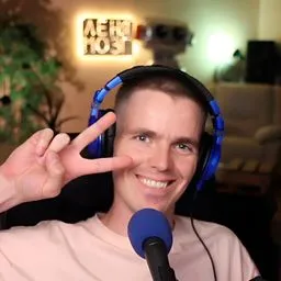 Подкаст про отношения во Владивостоке