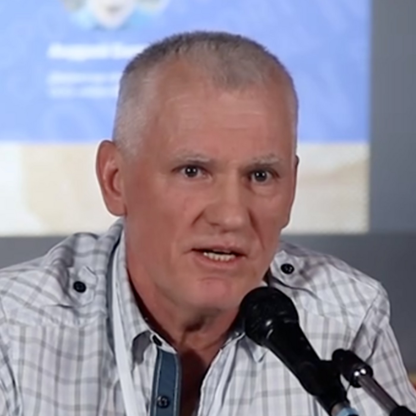 B. Исаев. Коростелёв заигрался