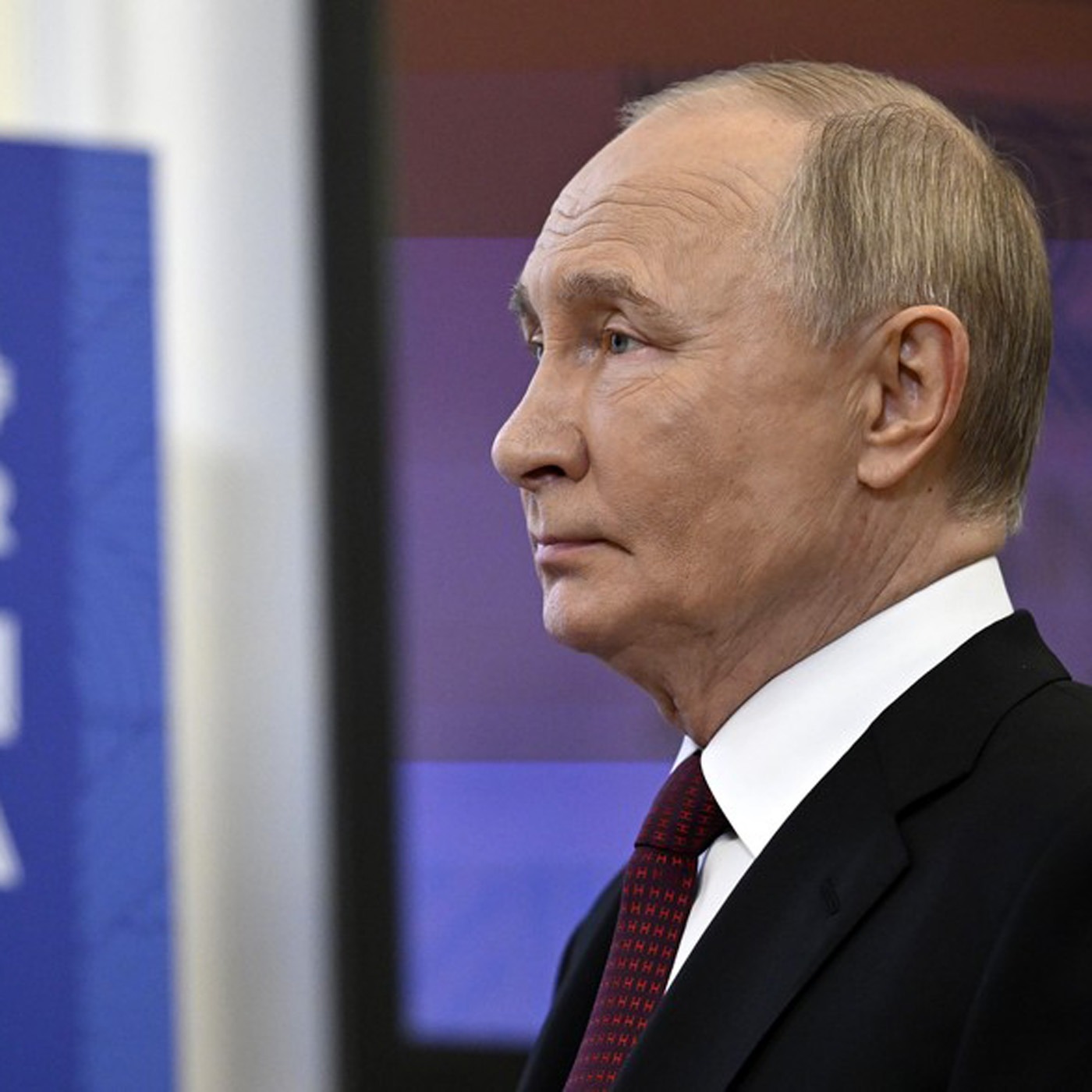 Отношения с США, корейские военные и переговоры по Украине: пресс-конференция Владимира Путина по итогам саммита БРИКС episode artwork
