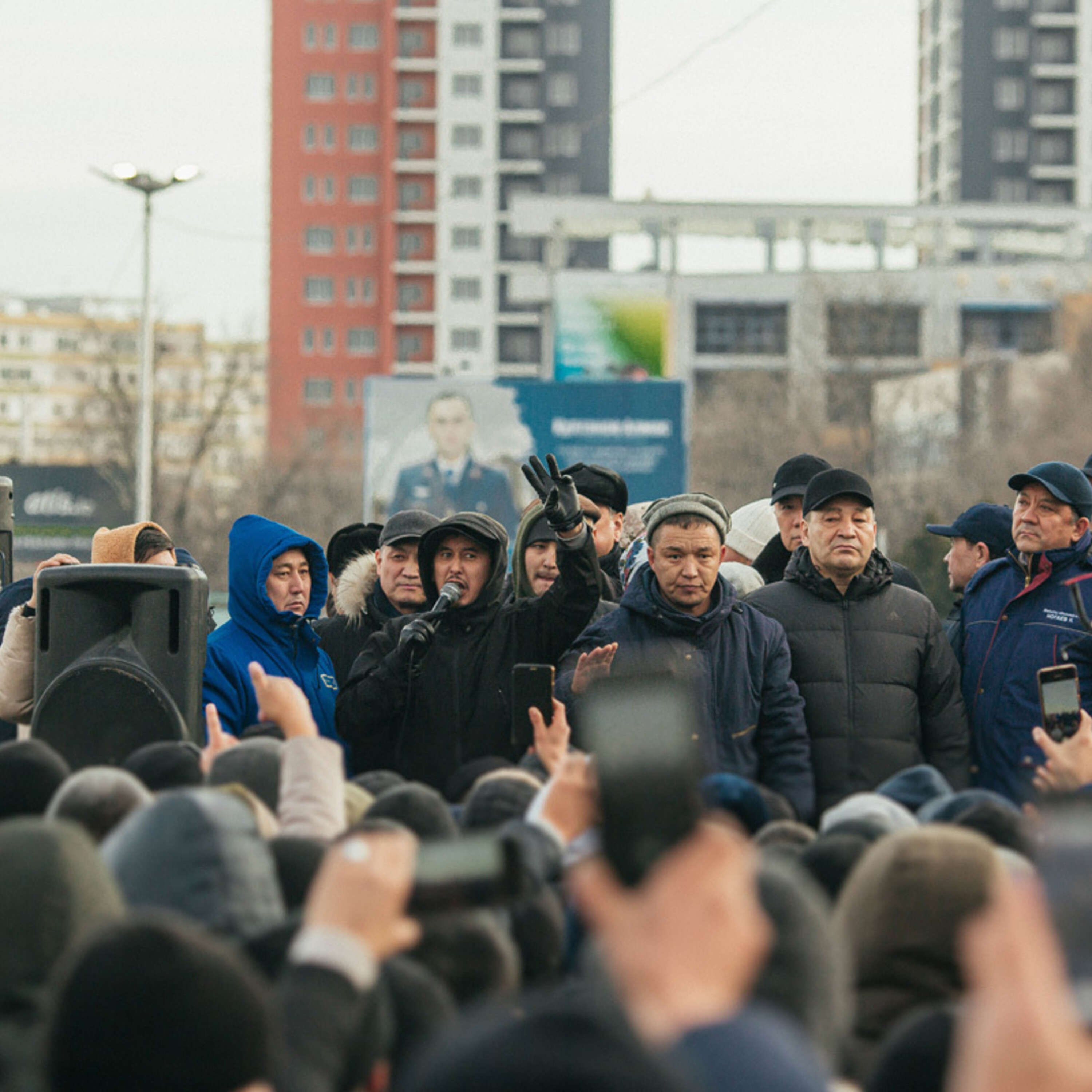 Геворг Мирзаян: Казахстанские элиты подожгли протесты сами. А американские НКО сейчас разжигают
