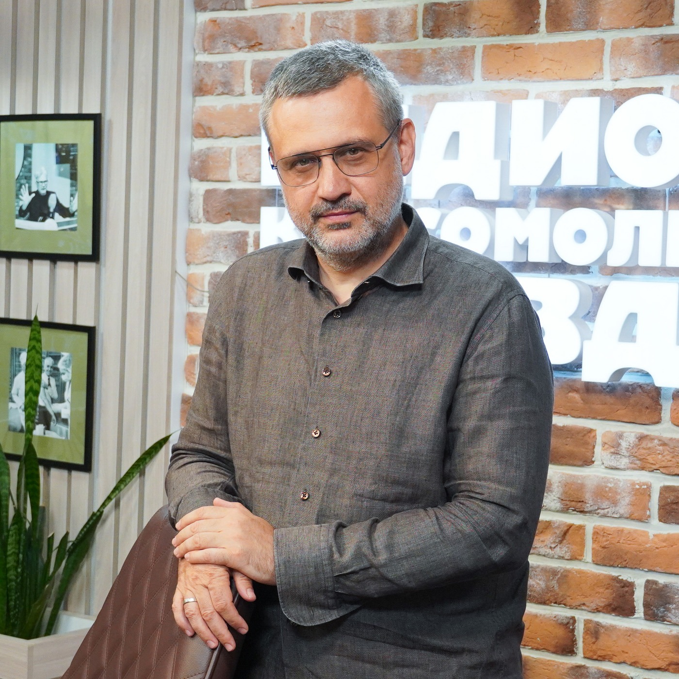 Владимир Легойда - о священниках на фронте, отношении к искусственному интеллекту и гонениях на православную церковь episode artwork