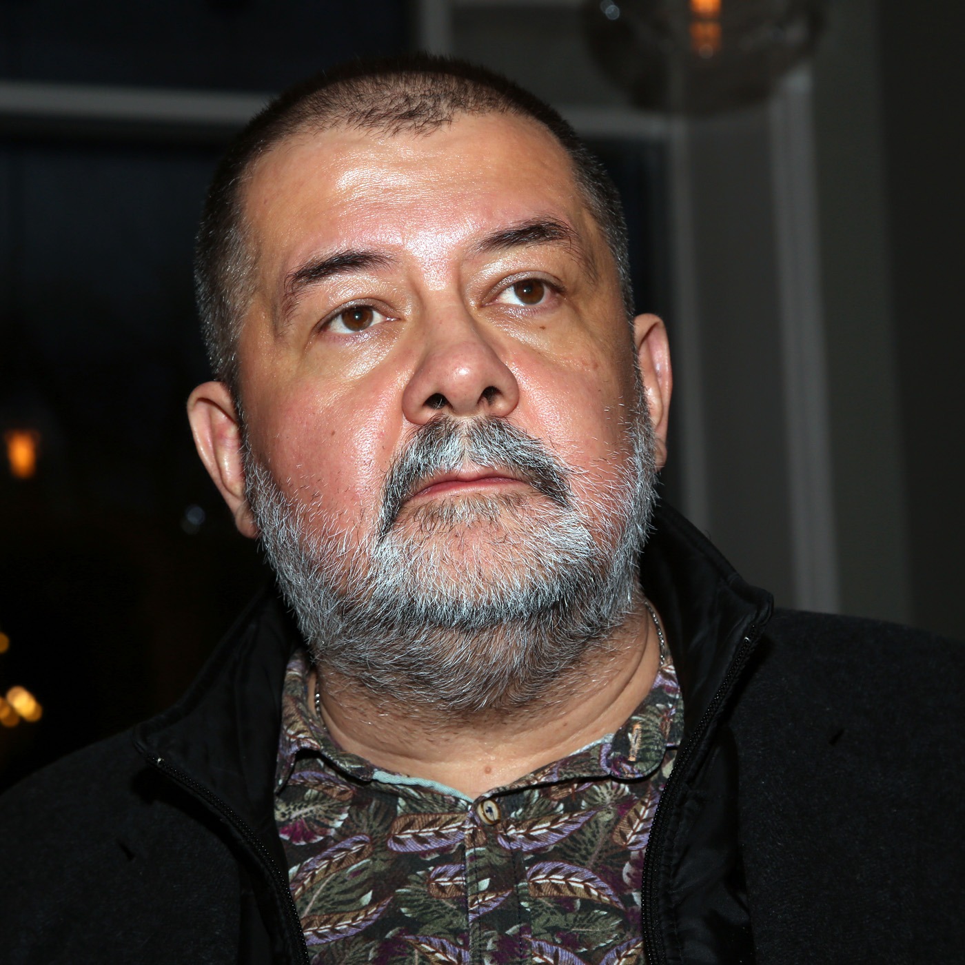 Сергей Лукьяненко: Ковид позволил человечеству пожить мирной жизнью ещё пару лет episode artwork