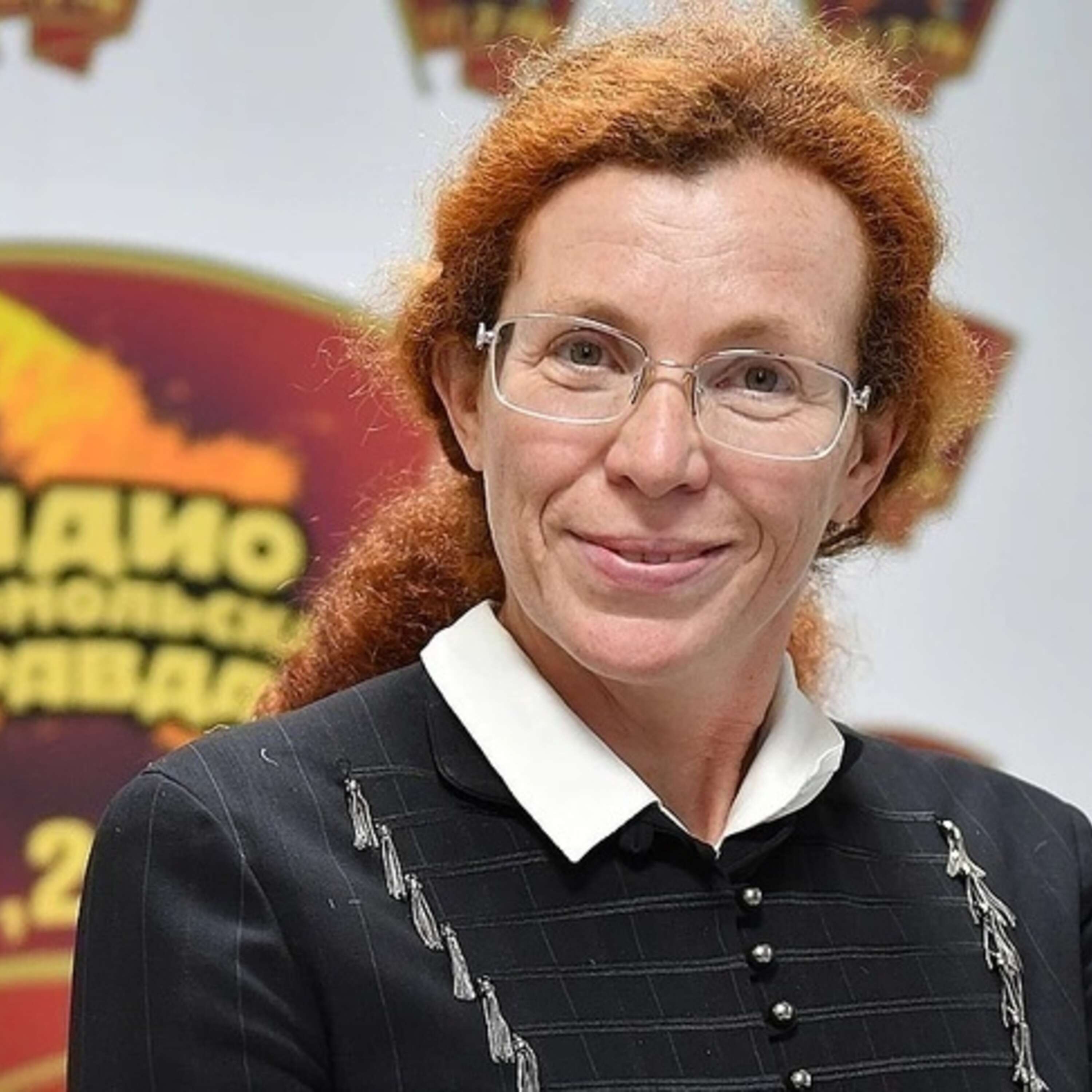 Юлия Латынина: Войны не будет, потому что Запад начал поставлять оружие в Украину episode artwork