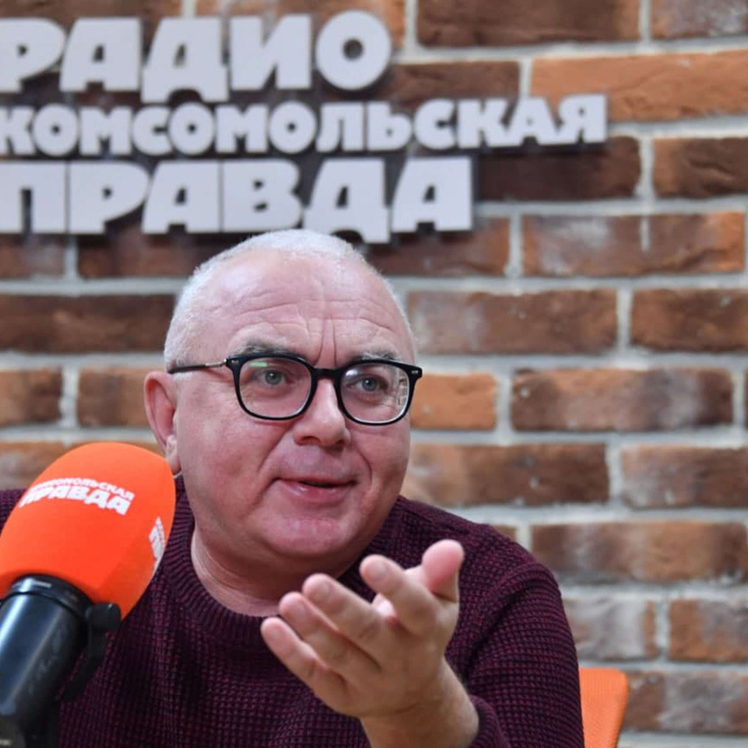 Павел Лобков: Когда общество находится в состоянии ментального ступора - на нём очень хорошо зарабатывать episode artwork