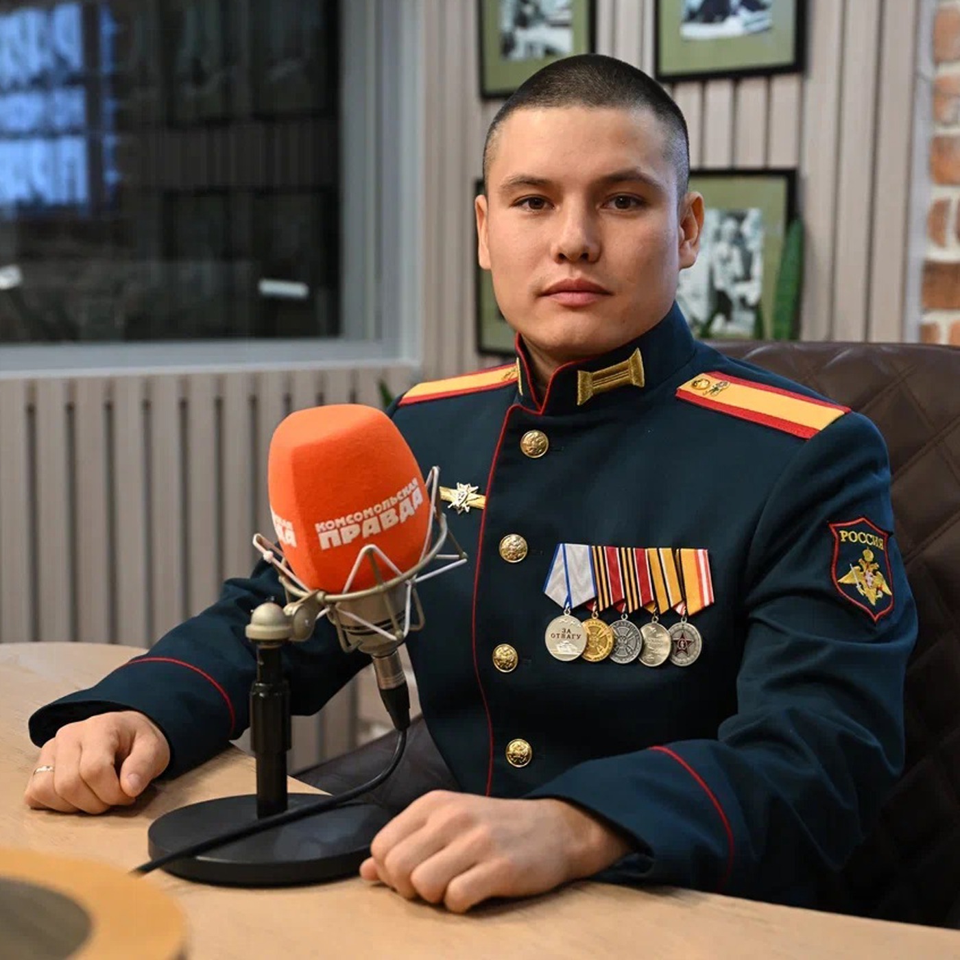 Танкист Павел Спивакин: Сейчас идет война дронов, но мы приспосабливаемся episode artwork