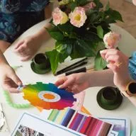 Можно ли сочетать больше 3 оттенков в одном образе?