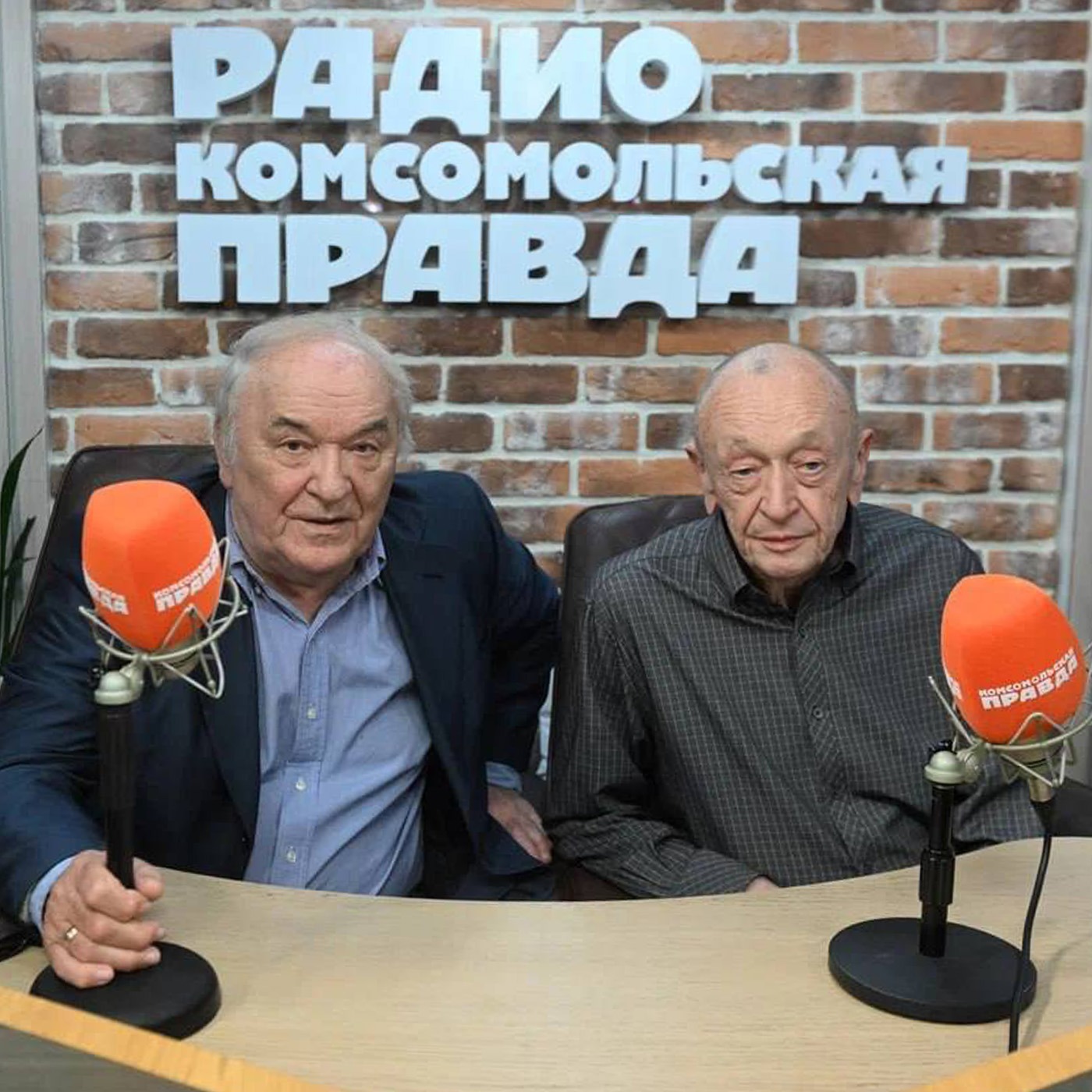 В программе «Военное ревю» смена караула: Михаил Тимошенко ушёл episode artwork