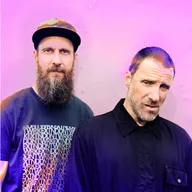 Sleaford Mods: грязный минималистичный панк-хоп для рабочего класса